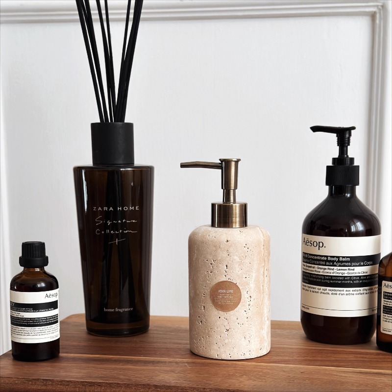 Natural Stone Lotion Dispenser - Luxury Natural Skincare recension och pris