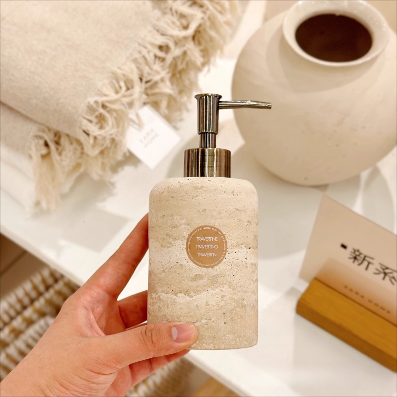 Natural Stone Lotion Dispenser - Luxury Natural Skincare recension och pris